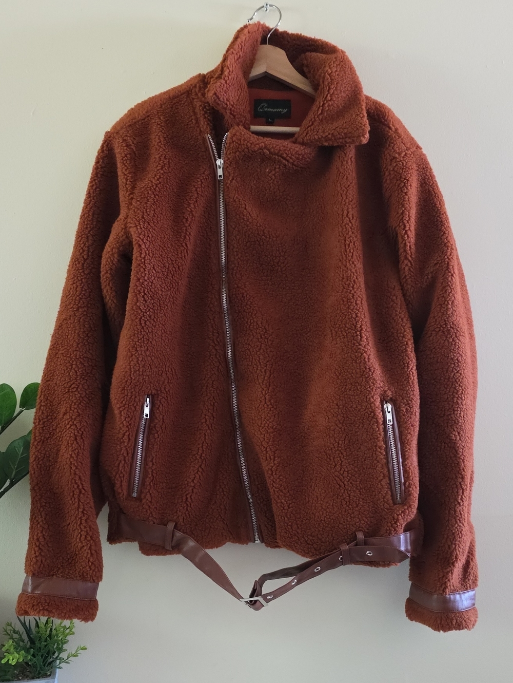 QUMAMY NWOT RUst-colored Fuzzy Fleece Moto Jacket - L
